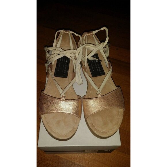 New Marc Jacobs Metallic Gladiator Sandals - Size 9.5 US - In Box - Picture 2 of 6